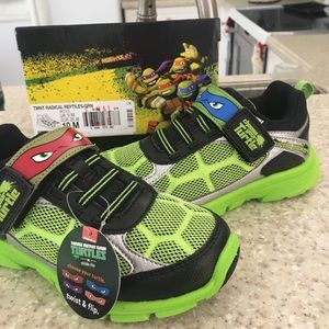 TMNT light up, reversible sneakers